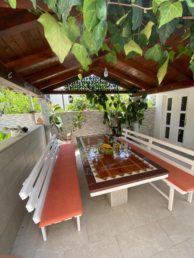Apartments Mara Orebić Εξωτερικό φωτογραφία